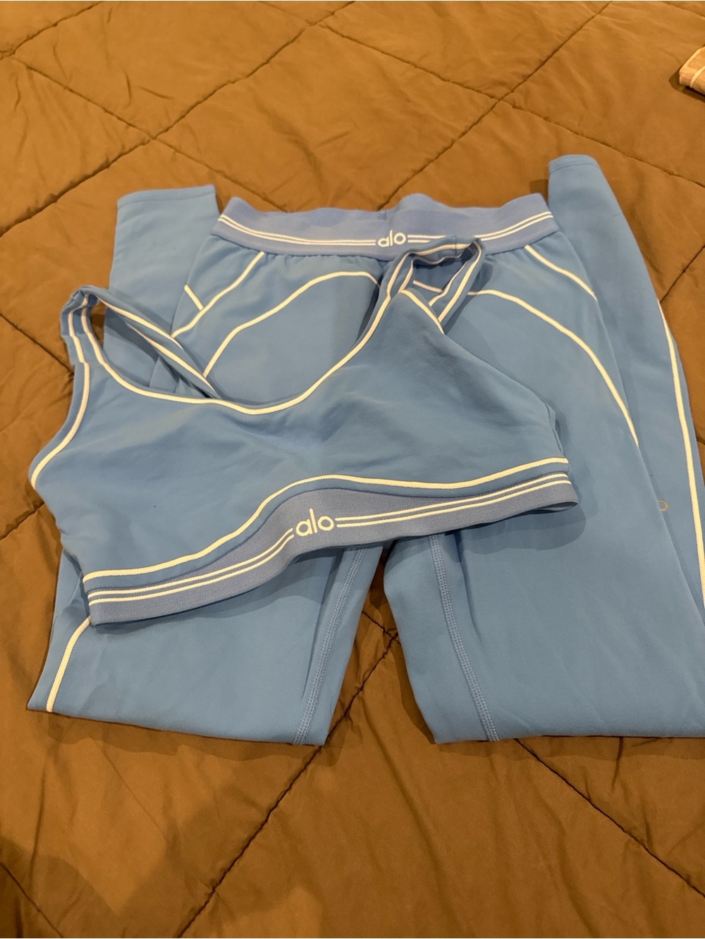 💙 Alo Blue Matching Activewear Set